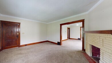1285 Cranford Ave, Unit 2nd Floor in Lakewood, OH - Building Photo - Building Photo
