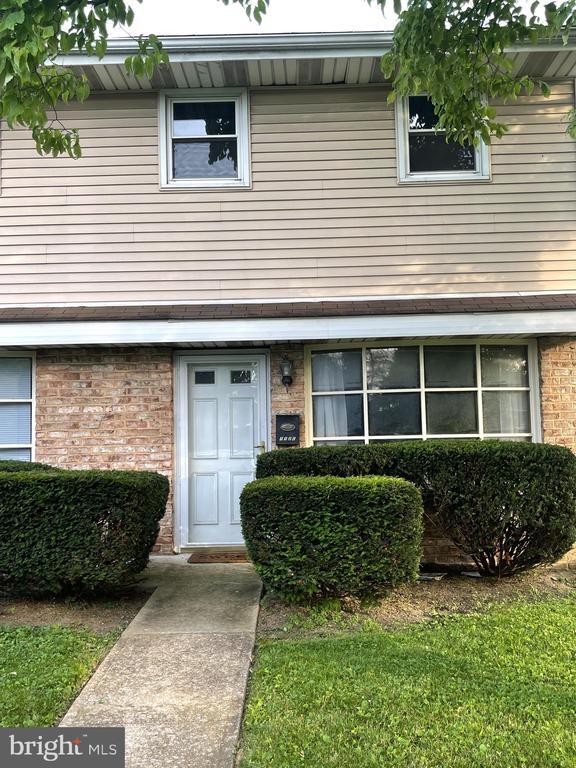 112 W Vine St in Camp Hill, PA - Building Photo - Building Photo