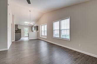 2723 Oasis Ln in Charlotte, NC - Building Photo - Building Photo