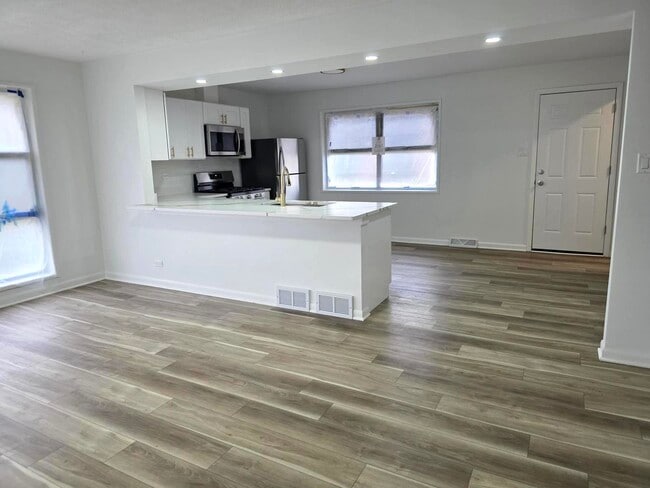 14716 Dorchester Ave in Dolton, IL - Building Photo - Building Photo