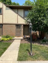 3260 Brookview Way, Unit 3260