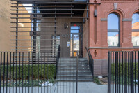 533 Leonard St in Brooklyn, NY - Foto de edificio - Building Photo