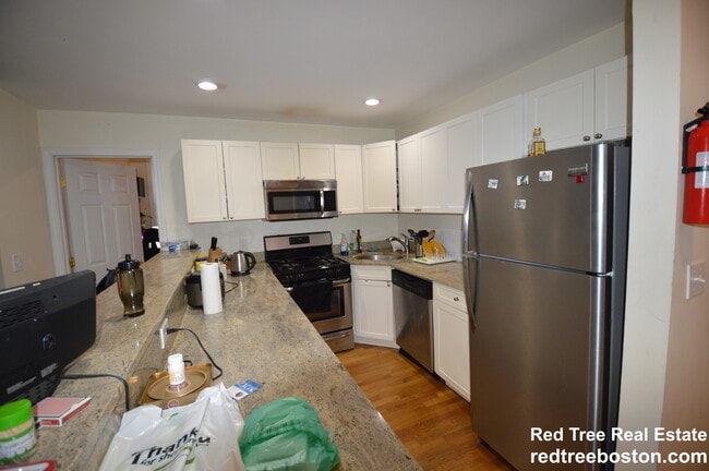 property at 66 Egmont St