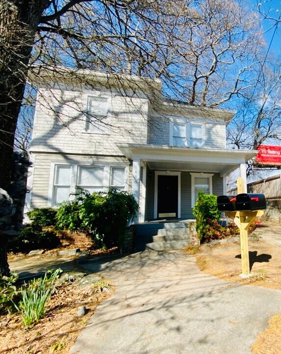 688 Linwood Ave NE in Atlanta, GA - Building Photo