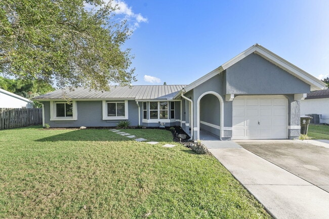 property at 1974 SE Tiffany Ave