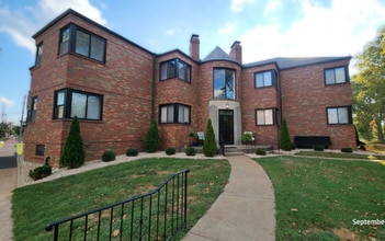 6202 Nottingham Ave, Unit 2A in St. Louis, MO - Foto de edificio - Building Photo