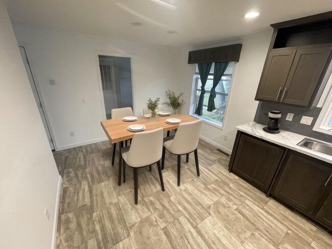 16 Belmar St in St. Cloud, MN - Building Photo - Building Photo