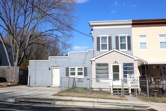 9104 Baltimore St, Unit A in Savage, MD - Building Photo - Building Photo