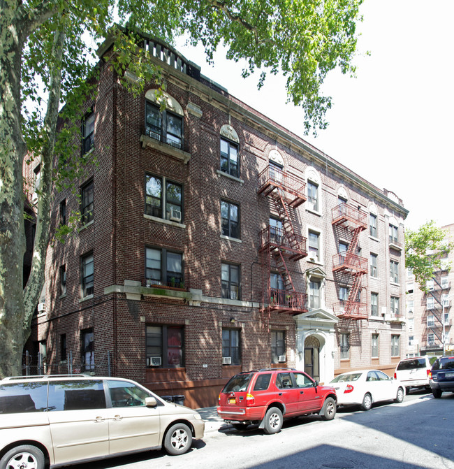 590 E 21st St in Brooklyn, NY - Building Photo - Building Photo