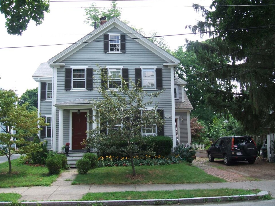 38 Sumner St in Newton, MA - Foto de edificio