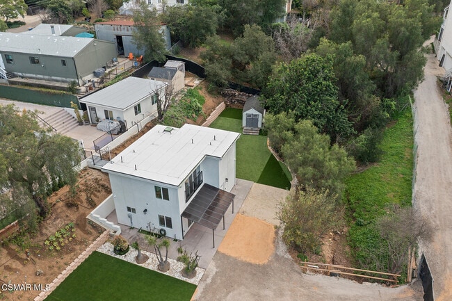 property at 265 McKnight Rd