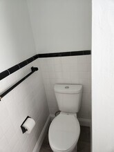 189 Thames St, Unit 1 in Groton, CT - Building Photo - Building Photo