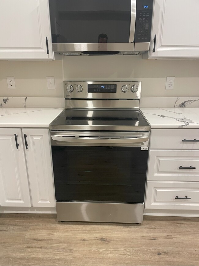 2115 Harrison Ave, Unit #5 in Wilmington, DE - Building Photo - Building Photo