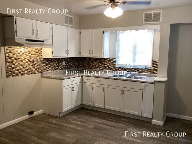 4565 Gardendale Ave in Dayton, OH - Building Photo - Building Photo