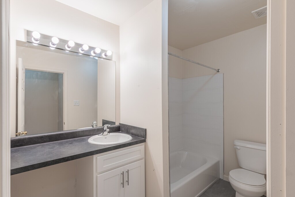 The Pines Pinewood Estates Lindenwold, NJ Apartments