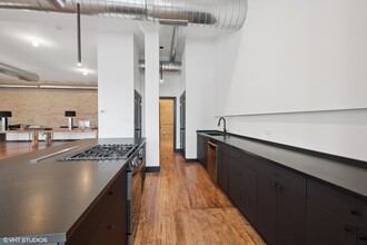 1834 W North Ave in Chicago, IL - Building Photo - Building Photo