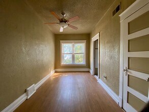 1115 E 41st St in Kansas City, MO - Building Photo - Building Photo