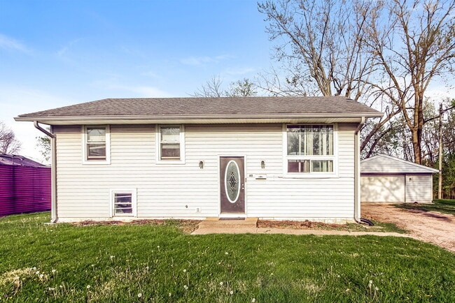 property at 80 Lincoln Ct