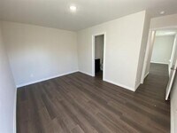 3919 Washington St photo'