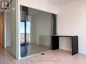 33 Helendale Ave in Toronto, ON - Building Photo - Building Photo