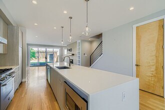 1029 32nd St in Denver, CO - Foto de edificio - Building Photo