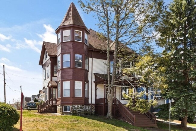 property at 42 Greenleaf St