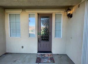 1308 Blakely Ln in Modesto, CA - Building Photo - Building Photo