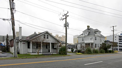 Victoria Inn & Cottages in Virginia Beach, VA - Building Photo - Building Photo