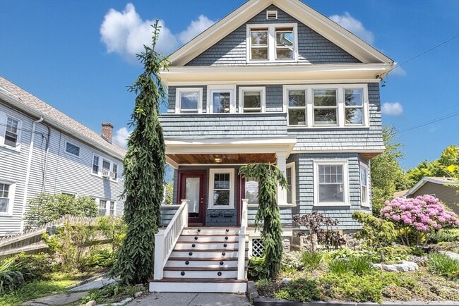 property at 89 Dent St