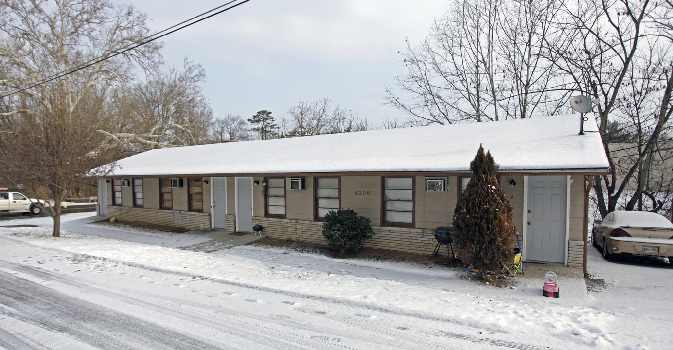 4200 Coffey St in Knoxville, TN - Building Photo