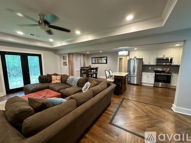 2225 Beecher Cir SW in Atlanta, GA - Foto de edificio