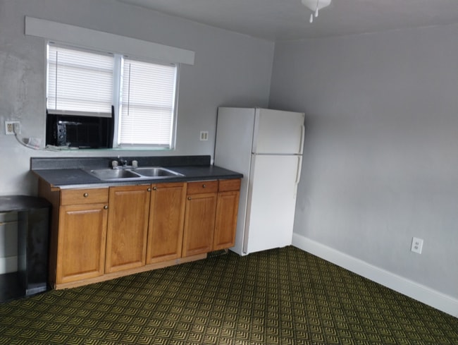 property at 169 SE Camelot Loop