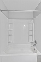 3528 E Fall Creek Pkwy N Dr in Indianapolis, IN - Building Photo - Building Photo