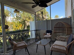 6113 Lakefront Dr in Ft. Myers, FL - Building Photo - Building Photo