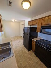1335 14th St Dr NE in Hickory, NC - Building Photo - Building Photo