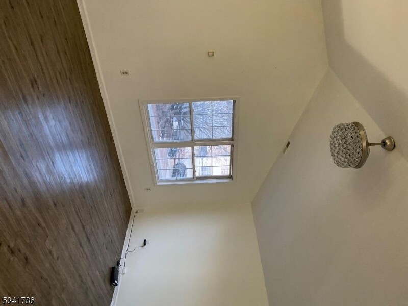 649 S 14th St in Newark, NJ - Building Photo