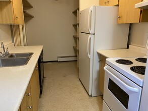 7301-734A 4a St SW in Calgary, AB - Building Photo - Building Photo