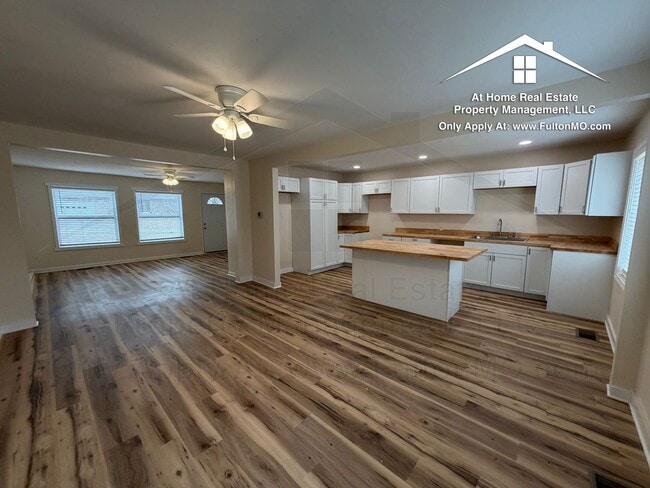 703 W 7th St in Fulton, MO - Building Photo - Building Photo