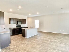 15009 Siberian Elm Ln in Austin, TX - Building Photo - Building Photo