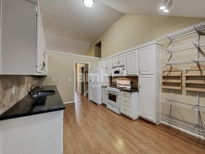 7810 Wynfield Cir in Cumming, GA - Building Photo - Building Photo
