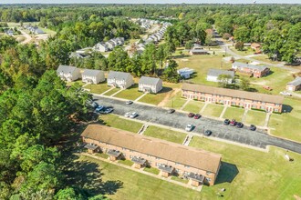 Kenwood Terrace Apartments in Sanford, NC - Building Photo - Building Photo