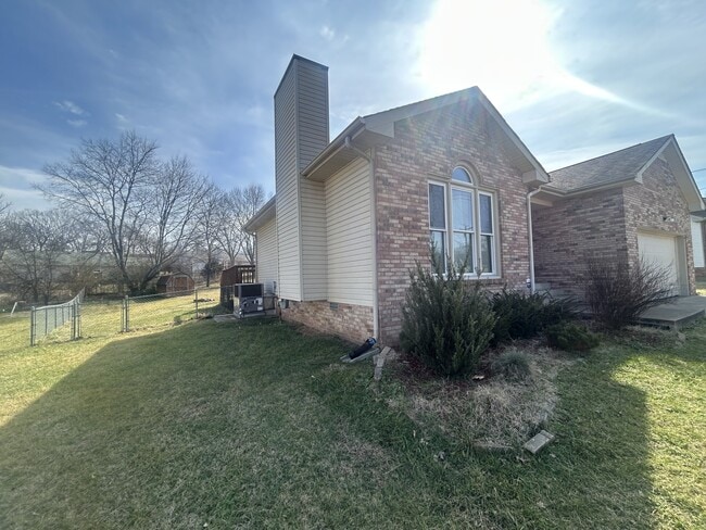 3128 Arrow Ln in Clarksville, TN - Building Photo - Building Photo