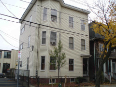 230 Brookline St, Unit #1 in Cambridge, MA - Foto de edificio - Building Photo