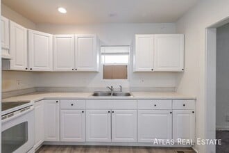 4424 W Alameda Ave in Denver, CO - Building Photo - Building Photo