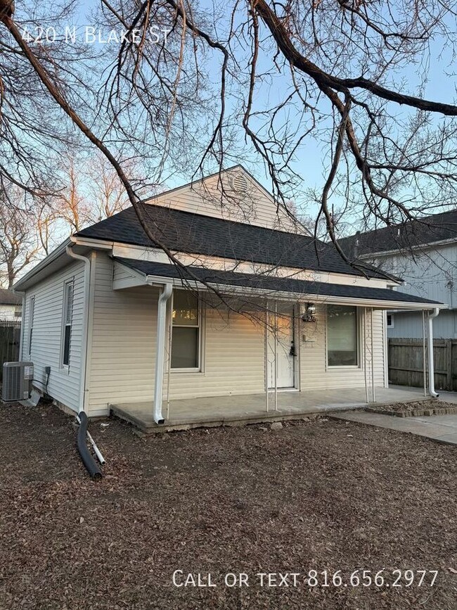 420 N Blake St in Olathe, KS - Building Photo - Building Photo