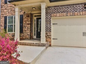 5650 Carruth Lake Dr in Cumming, GA - Building Photo - Building Photo