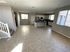 9726 Canyon Landing Ave in Las Vegas, NV - Building Photo - Building Photo