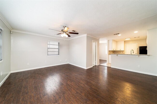 2614 Cleburne St photo'