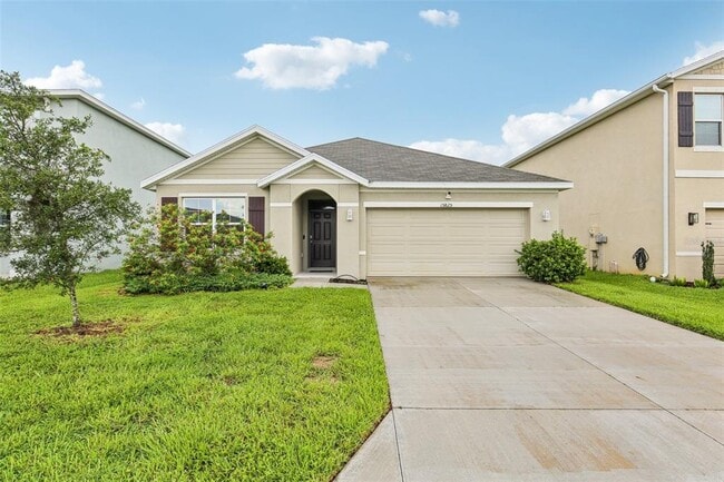 property at 15825 Mauvewood Ave