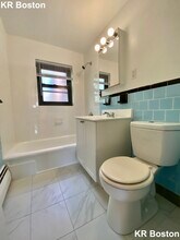 16 Hurd Rd in Brookline, MA - Foto de edificio - Building Photo